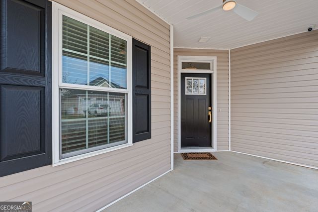 145 Fairway Oaks Drive, Perry, GA 31069