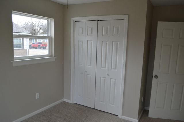 3326 S Fern St, Wichita, KS 67217