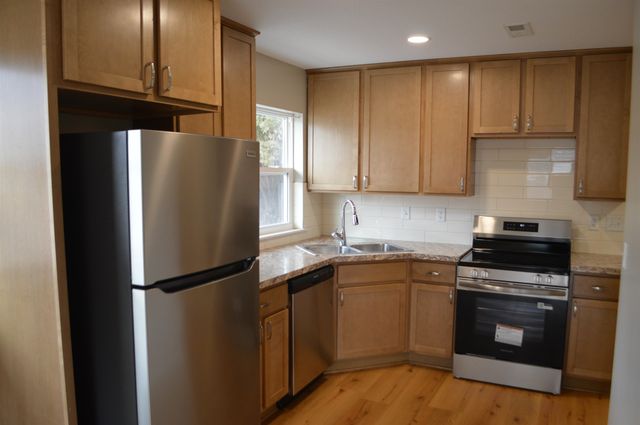 3326 S Fern St, Wichita, KS 67217