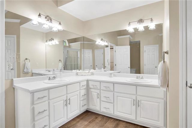 5181 Southern Oaks Trail, Grand Bay, AL 36541