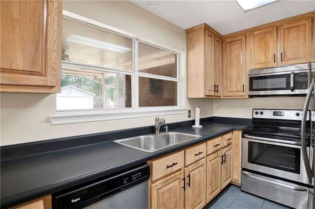 5181 Southern Oaks Trail, Grand Bay, AL 36541