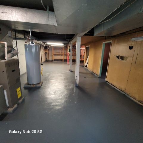 8344 S Blackstone Avenue, Chicago, IL 60619