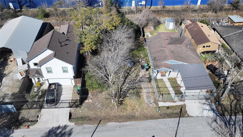 7801 King Street, Houston, TX 77028