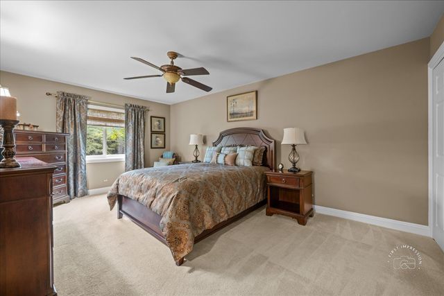 1103 N Mill Street 111, Naperville, IL 60563