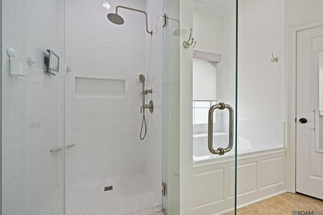 6182 Breeze Point Dr, Gonzales, LA 70737