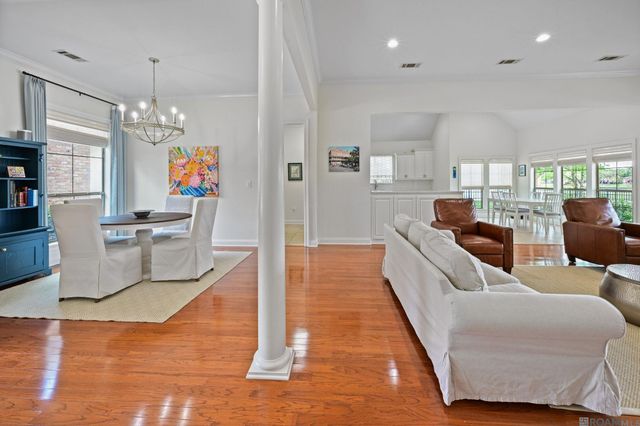 6182 Breeze Point Dr, Gonzales, LA 70737