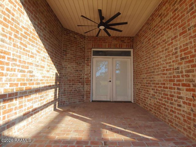 422 E Magnolia Street, Abbeville, LA 70510