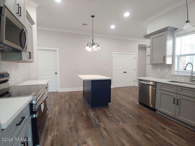 422 E Magnolia Street, Abbeville, LA 70510