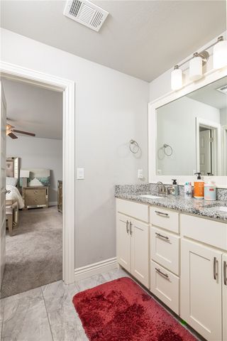433 Snyders Bluff Drive, Fayetteville, AR 72704