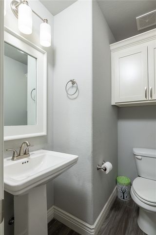 433 Snyders Bluff Drive, Fayetteville, AR 72704