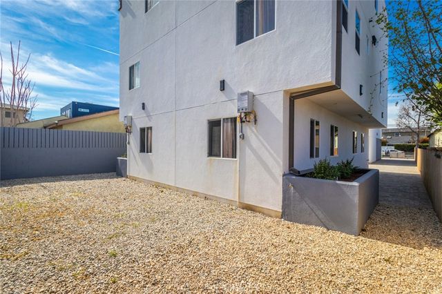 5142 Riverton, North Hollywood, CA 91601