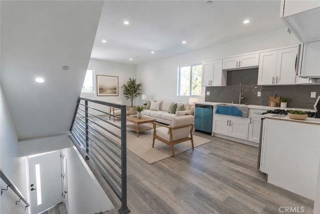 5142 Riverton, North Hollywood, CA 91601