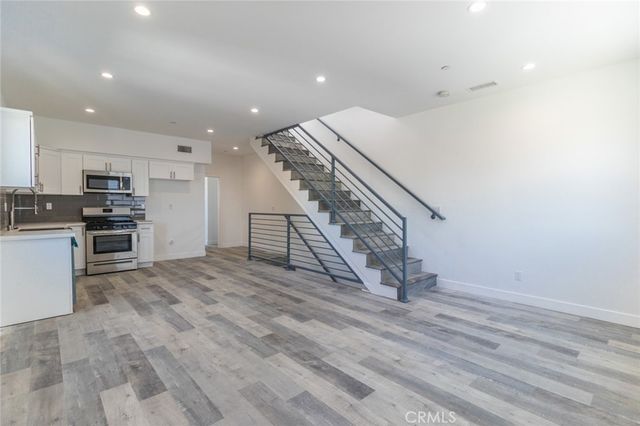 5142 Riverton, North Hollywood, CA 91601