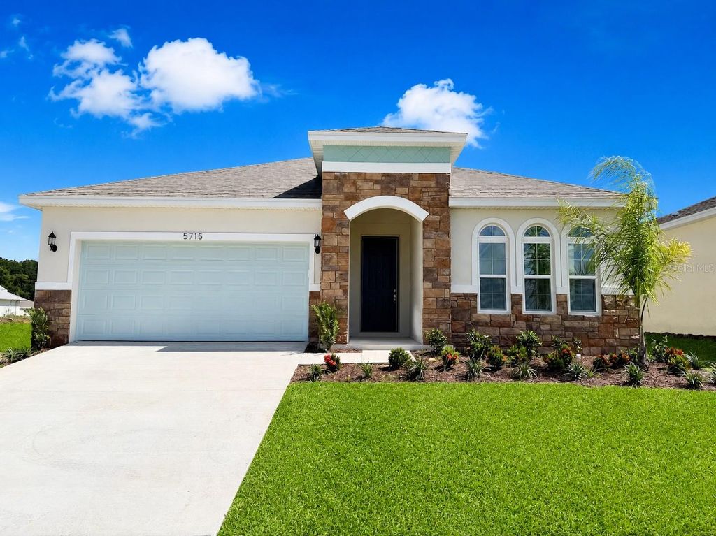 5715 HIAWASSEE ROAD, Okahumpka, FL 34762