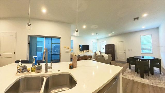 554 ORIENT AVENUE, Debary, FL 32713