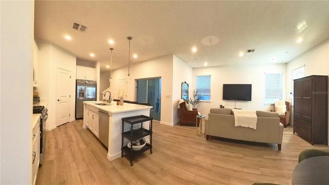 554 ORIENT AVENUE, Debary, FL 32713