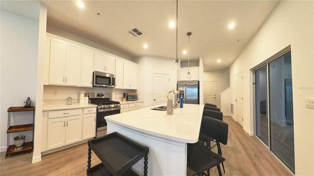 554 ORIENT AVENUE, Debary, FL 32713