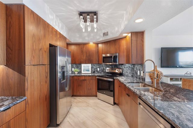 1170 GULF BOULEVARD 404, Clearwater, FL 33767