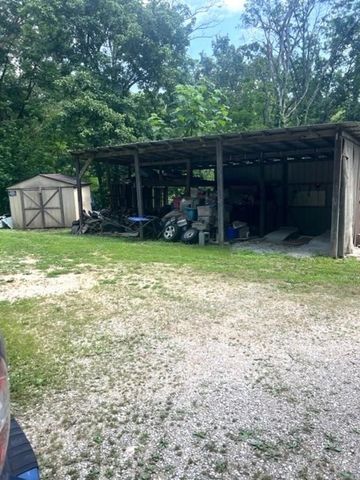 550 Apple Orchard Rd, Huntington, WV 25702