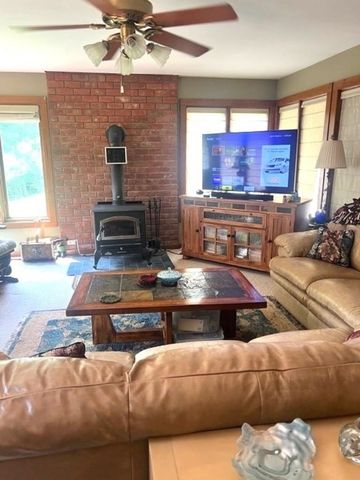 550 Apple Orchard Rd, Huntington, WV 25702