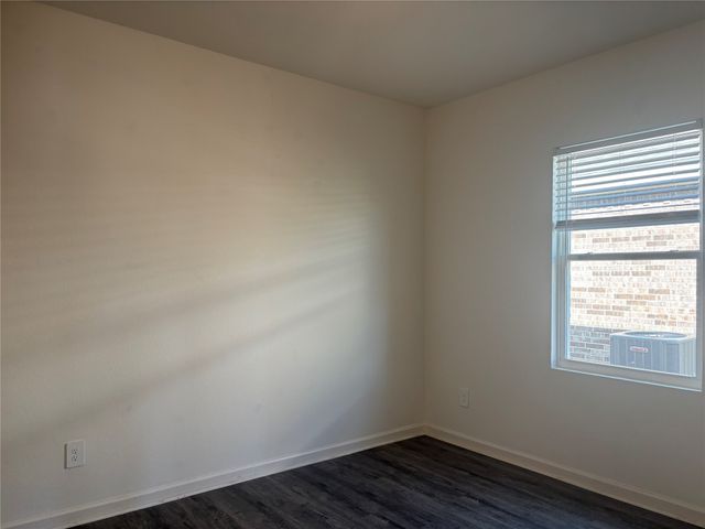 751 Camden dr, Lavon, TX 75166