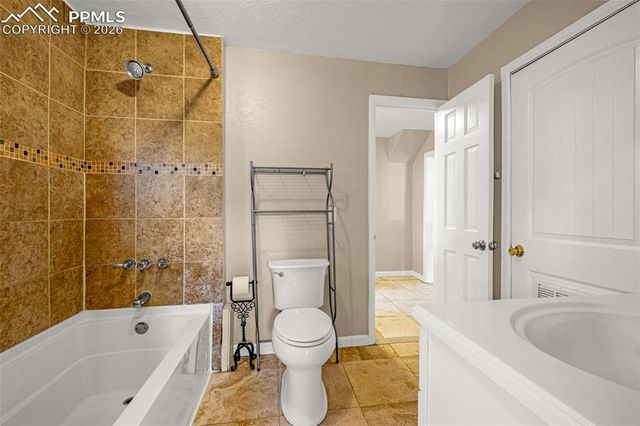 3120 W Colorado Avenue, Colorado Springs, CO 80904