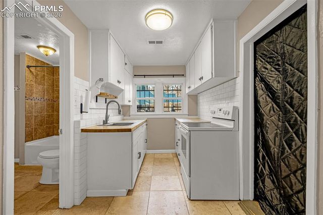 3120 W Colorado Avenue, Colorado Springs, CO 80904