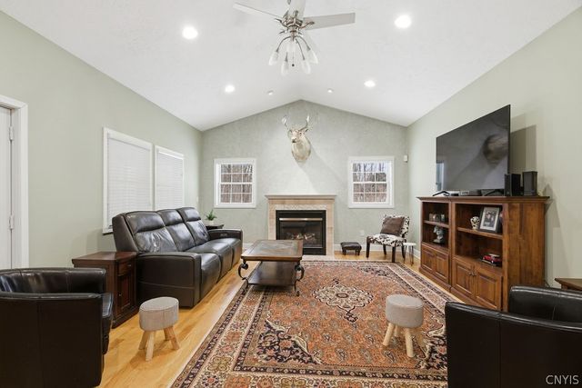 128 Tannery Lane, Fulton, NY 13069