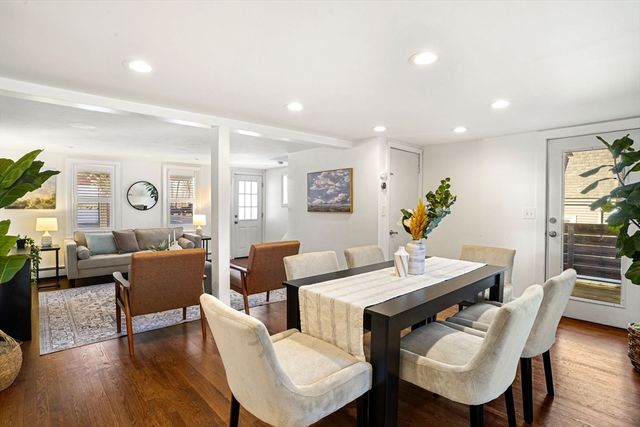 12 Sassamon St, Canton, MA 02021