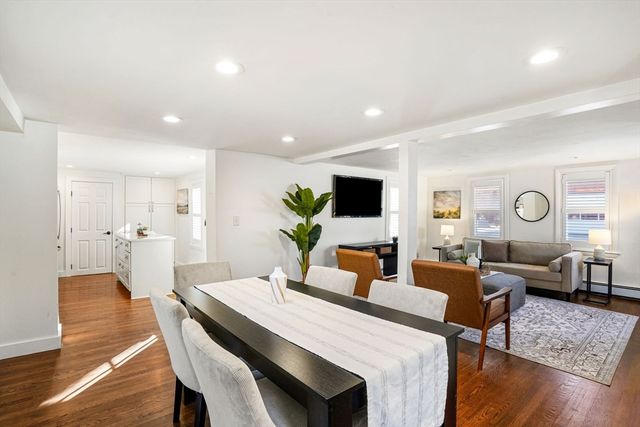 12 Sassamon St, Canton, MA 02021