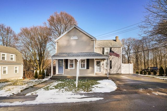 12 Sassamon St, Canton, MA 02021