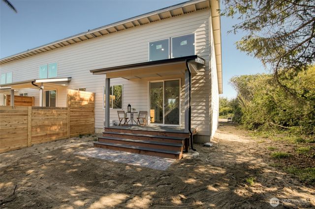 413 Trustee Street SW, Ocean Shores, WA 98569