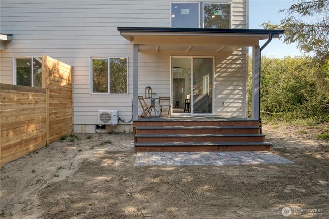 413 Trustee Street SW, Ocean Shores, WA 98569