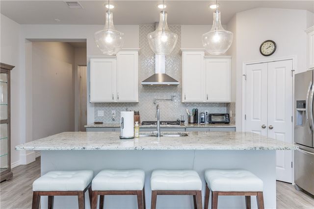 7718 Iron Man Dr, Corpus Christi, TX 78414
