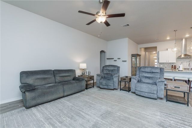 7718 Iron Man Dr, Corpus Christi, TX 78414