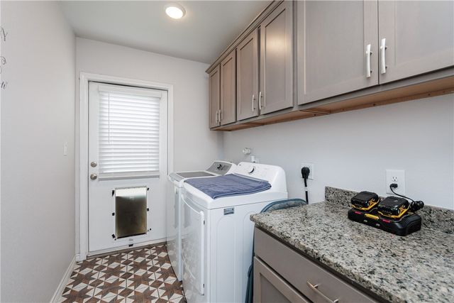 7718 Iron Man Dr, Corpus Christi, TX 78414
