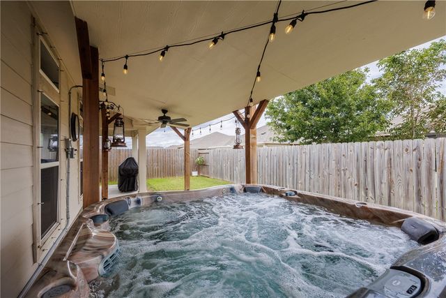 7718 Iron Man Dr, Corpus Christi, TX 78414
