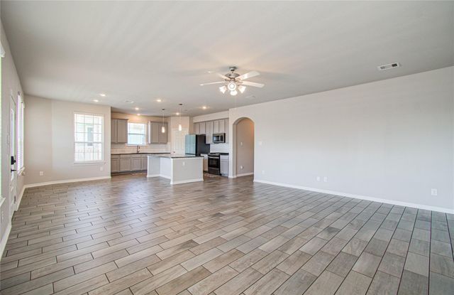 1705 Bayway Drive, Seabrook, TX 77586
