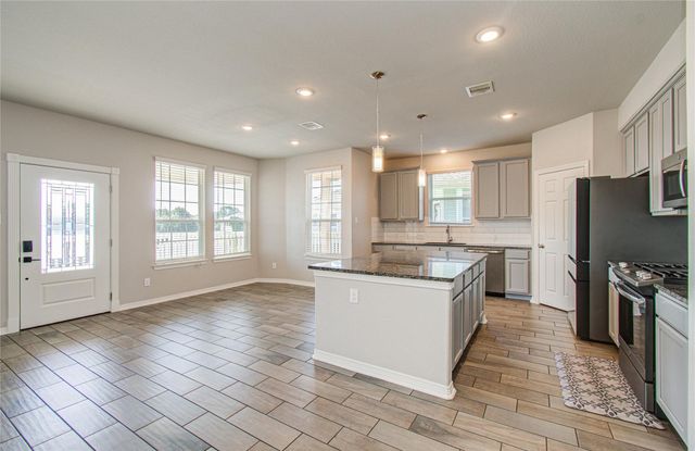 1705 Bayway Drive, Seabrook, TX 77586