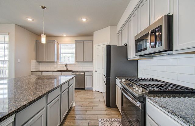 1705 Bayway Drive, Seabrook, TX 77586