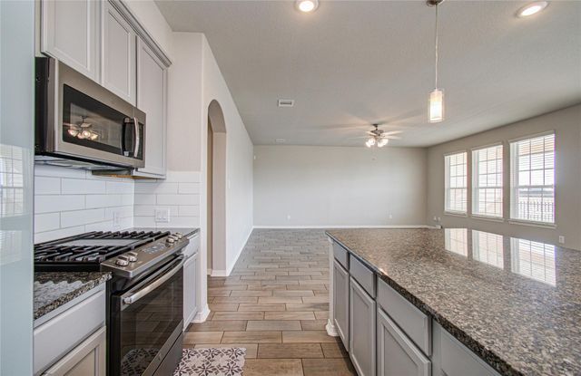 1705 Bayway Drive, Seabrook, TX 77586