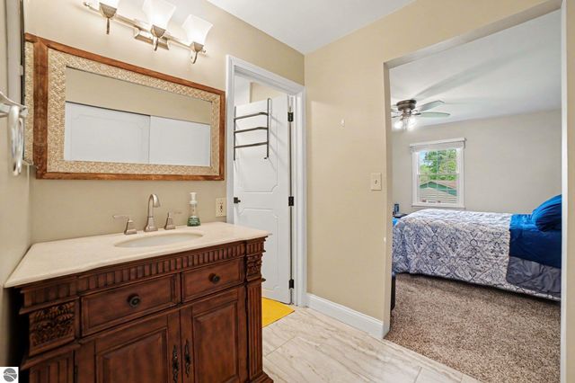 1105 N Fairfield Drive, Mt Pleasant, MI 48858
