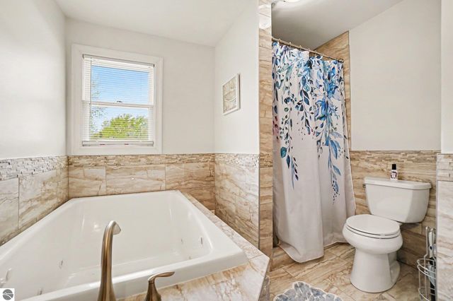1105 N Fairfield Drive, Mt Pleasant, MI 48858