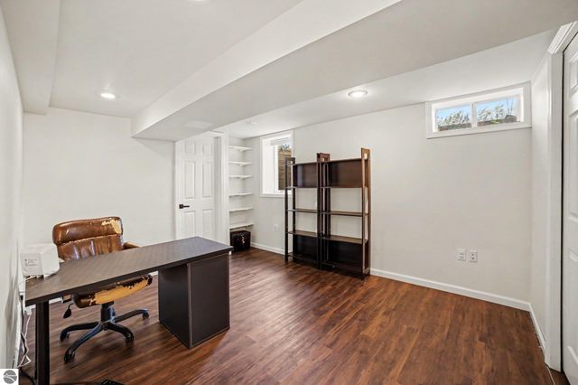 1105 N Fairfield Drive, Mt Pleasant, MI 48858