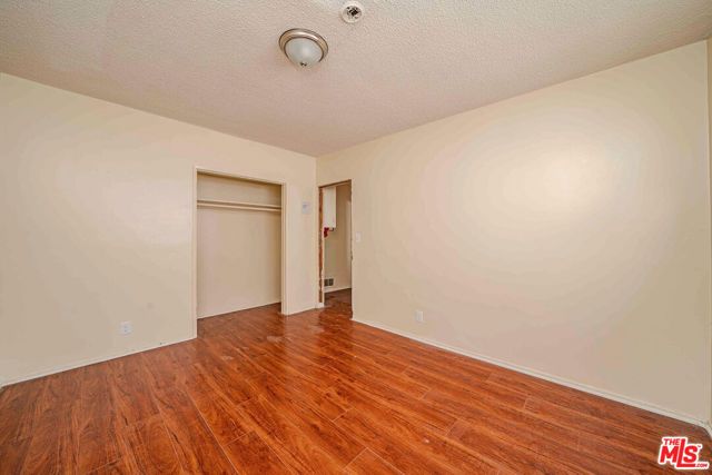 926 Fedora Street, Los Angeles, CA 90006