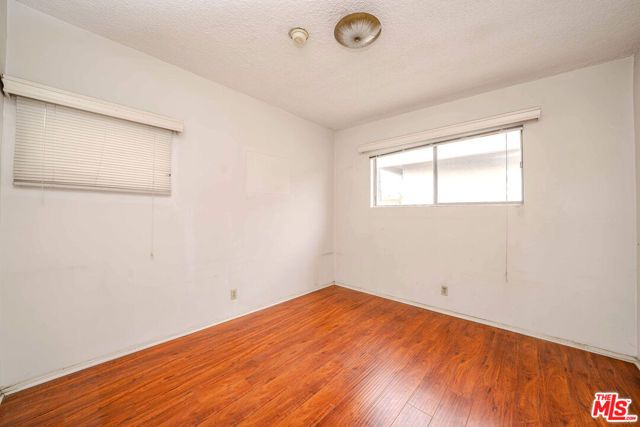 926 Fedora Street, Los Angeles, CA 90006