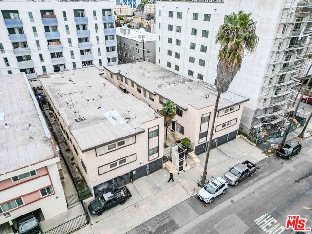 926 Fedora Street, Los Angeles, CA 90006