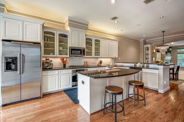 1013 Crocker Street, Houston, TX 77019