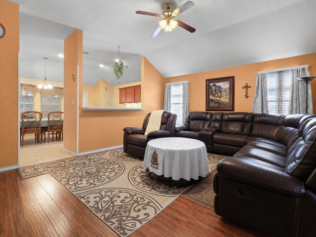 3809 S Peachtree Road, Balch Springs, TX 75180