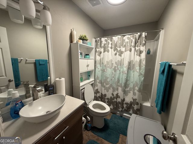 109 Pointe South Drive, Hinesville, GA 31313